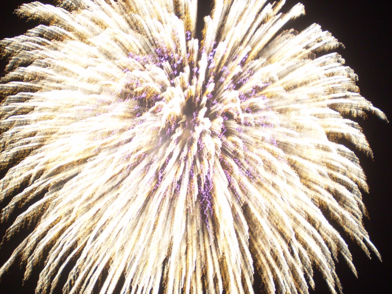 Diamond Fireworks Display 1st Galaxy Fireworks